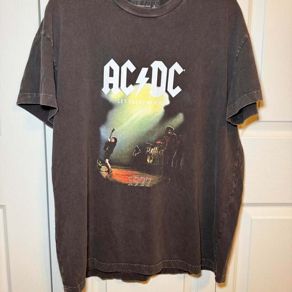 Abercrombie & Fitch AC/DC Let There Be Rock 1977 Band T-Shirt XL